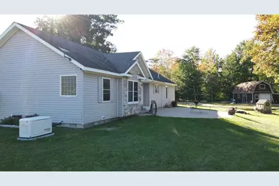 141 Hawthorne Drive, Beaverton, MI 48612 - Photo 7