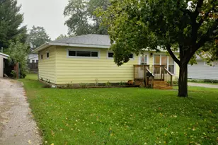 4048 Heron Ave SW, Wyoming, MI 49509 - Photo 3