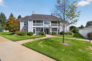 743 W Barrington Cir, Jackson, MI 49203 - Photo 1