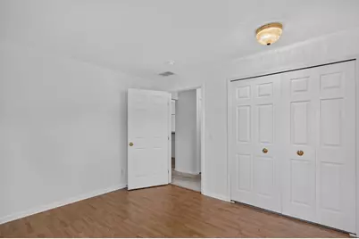 743 W Barrington Circle, Jackson, MI 49203 - Photo 25