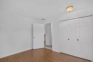 743 W Barrington Cir, Jackson, MI 49203 - Photo 25