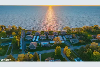 3614 N Lakeshore Drive #Unit J5, Saint Joseph, MI 49085 - Photo 17
