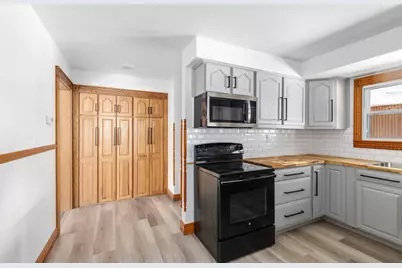 7309 Bellevue Drive, Mount Pleasant, MI 48858 - Photo 7