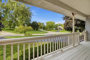 3458 Taggett Lake Dr, Highland, MI 48357 - Photo 5