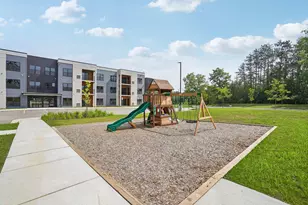 2675 Burton Rd, Ann Arbor, MI 48104 - Photo 41