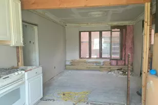 2708 W Grand St, Detroit, MI 48238 - Photo 11