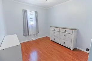 1319 Cedarhurst Rd, Niles, MI 49120 - Photo 9