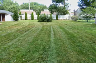833 Burns St, Niles, MI 49120 - Photo 5