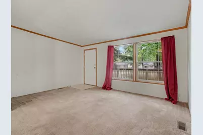 308 Silverhill Drive, Houghton Lake, MI 48629 - Photo 5
