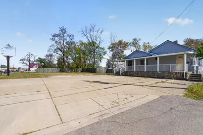 439 W Columbia Avenue W, Battle Creek, MI 49015 - Photo 27