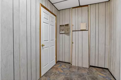 439 W Columbia Avenue W, Battle Creek, MI 49015 - Photo 21