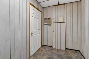 439 W Columbia Ave, Battle Creek, MI 49015 - Photo 21