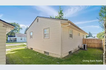 3392 Flamingo Avenue SW, Wyoming, MI 49509 - Photo 23