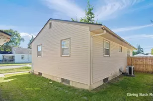 3392 Flamingo Ave SW, Wyoming, MI 49509 - Photo 23