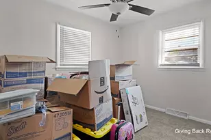 3392 Flamingo Ave SW, Wyoming, MI 49509 - Photo 9