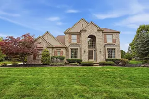 137 Queen Anne Dr, Canton, MI 48187 - Photo 1