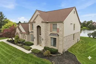 137 Queen Anne Dr, Canton, MI 48187 - Photo 3
