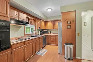 37 S Bear Lake Rd, Muskegon, MI 49445 - Photo 9