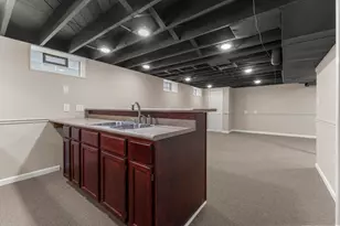 24601 Carlysle St, Dearborn, MI 48124 - Photo 33