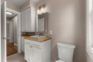 24601 Carlysle St, Dearborn, MI 48124 - Photo 15