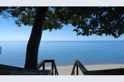 5865 Lakeshore Avenue, Holland, MI 49424 - Photo 3