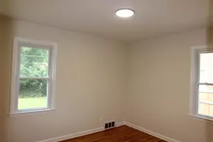 23541 Meadowlark Ave, Oak Park, MI 48237 - Photo 7
