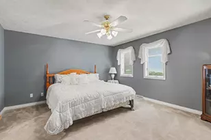 6915 Fairway Vista Dr SE, Caledonia, MI 49316 - Photo 11