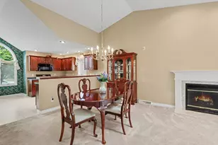 6915 Fairway Vista Dr SE, Caledonia, MI 49316 - Photo 7