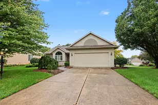 6915 Fairway Vista Dr SE, Caledonia, MI 49316 - Photo 1