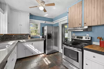 179 N Union Street N, Battle Creek, MI 49017 - Photo 9