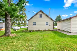 14800 Lark Dr, Camden, MI 49232 - Photo 11