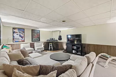 236 W South Street, Hastings, MI 49058 - Photo 17