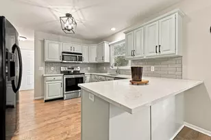 15362 Arborwood Dr, Grand Haven, MI 49417 - Photo 11