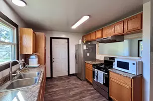 24589 Flach Rd, Mendon, MI 49072 - Photo 7