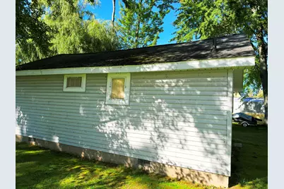 12352 E Houghton Lake Drive, Houghton Lake, MI 48629 - Photo 3