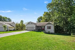 2033 Winston View Dr NE, Cedar Springs, MI 49319 - Photo 7