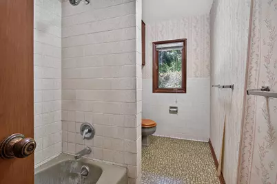 3055 Pipestone Road, Benton Harbor, MI 49022 - Photo 7
