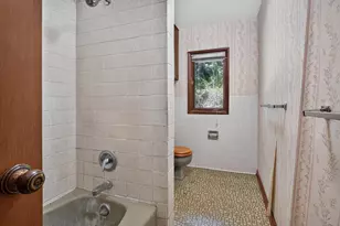 3055 Pipestone Rd, Benton Harbor, MI 49022 - Photo 7