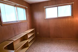 916 Lincoln Lake Ave SE, Lowell, MI 49331 - Photo 11