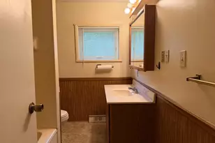 1637 Grove Ave, Benton Harbor, MI 49022 - Photo 15