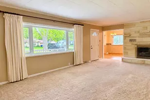 1637 Grove Ave, Benton Harbor, MI 49022 - Photo 3