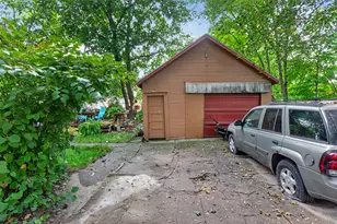 1206 Sheldon St, Jackson, MI 49203 - Photo 9