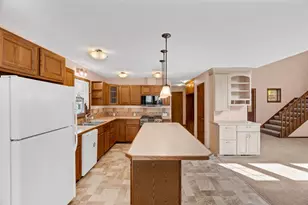 10092 Meadowhill Dr SE, Lowell, MI 49331 - Photo 25