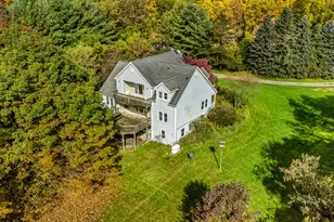 10092 Meadowhill Dr SE, Lowell, MI 49331 - Photo 3