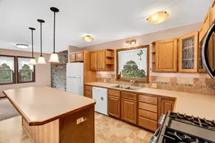 10092 Meadowhill Dr SE, Lowell, MI 49331 - Photo 27