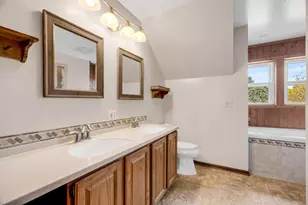 10092 Meadowhill Dr SE, Lowell, MI 49331 - Photo 45