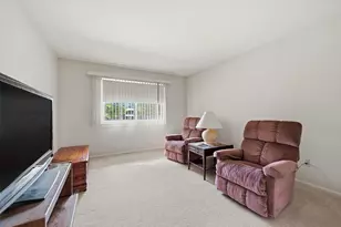 37244 Clubhouse Dr, Sterling Heights, MI 48312 - Photo 27