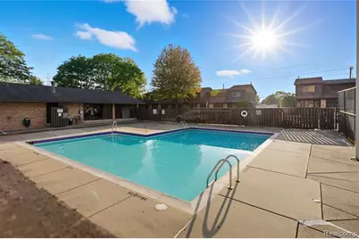37244 Clubhouse Drive, Sterling Heights, MI 48312 - Photo 45