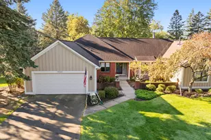 5126 S Quail Crest Dr SE, Grand Rapids, MI 49546 - Photo 11