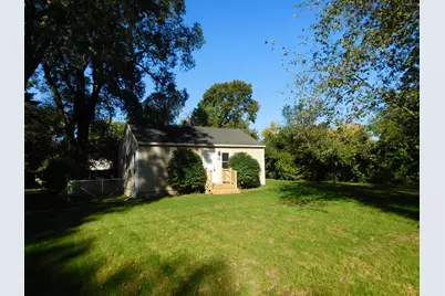 54 S 30th Street S, Battle Creek, MI 49015 - Photo 3